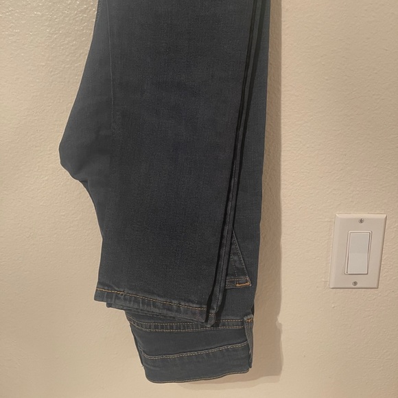 New Levi’s size 29x32 - Picture 4 of 8